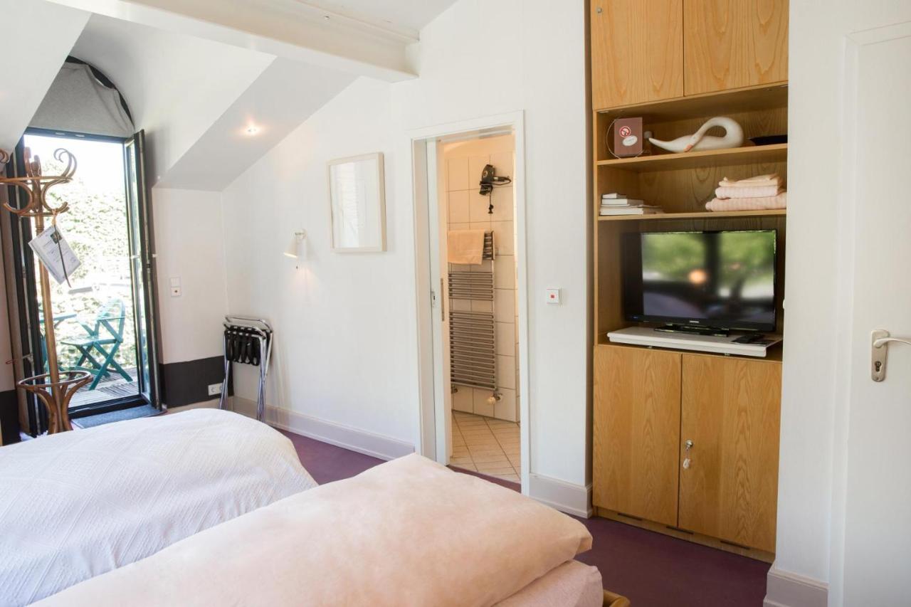 Air Boardinghouse Tulip Stockum, Zu Fuss - 3 Minuten Zur Messe Düsseldorf Dış mekan fotoğraf
