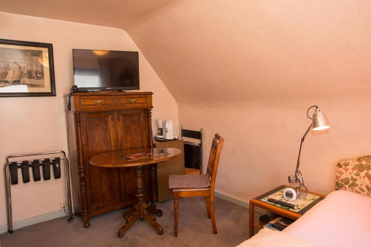 Air Boardinghouse Tulip Stockum, Zu Fuss - 3 Minuten Zur Messe Düsseldorf Dış mekan fotoğraf