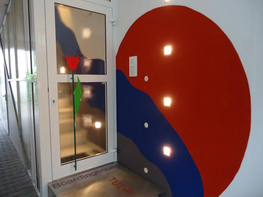 Air Boardinghouse Tulip Stockum, Zu Fuss - 3 Minuten Zur Messe Düsseldorf Dış mekan fotoğraf