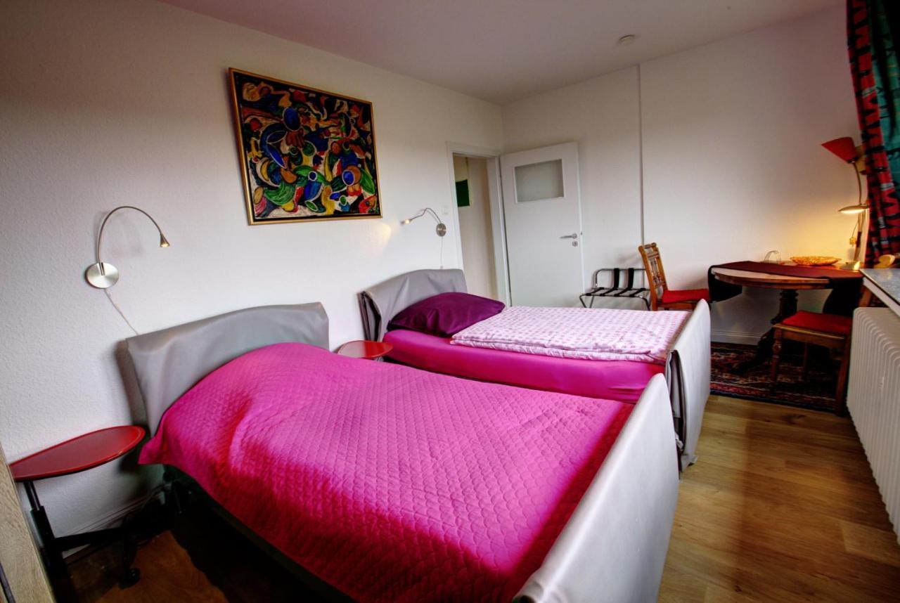 Air Boardinghouse Tulip Stockum, Zu Fuss - 3 Minuten Zur Messe Düsseldorf Dış mekan fotoğraf